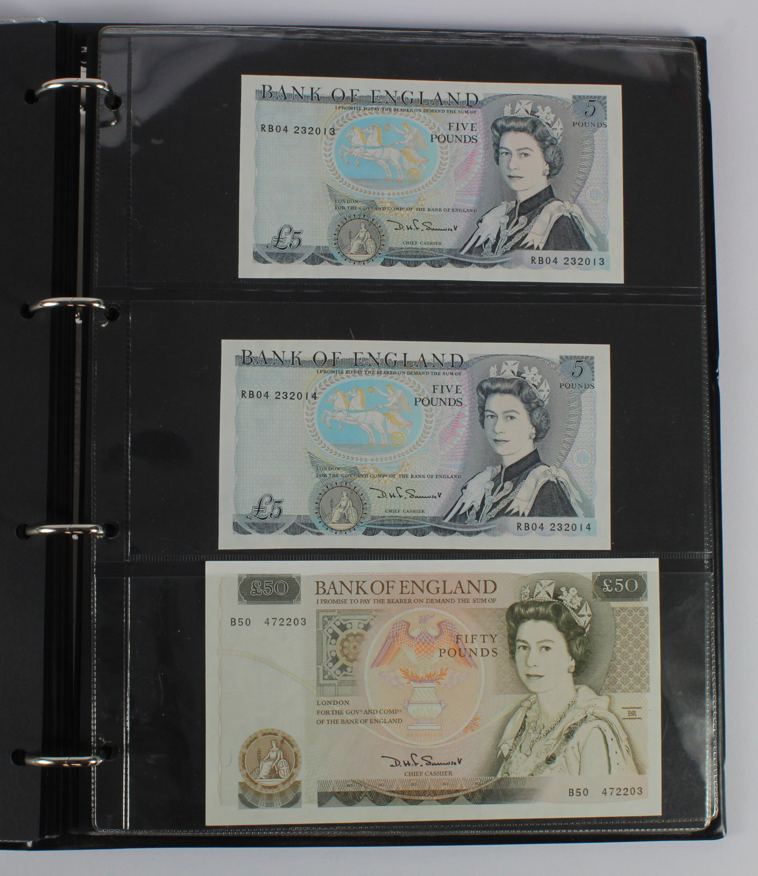 Bank of England (47), a good range of notes in Hendon album with signatures from Catterns, Peppiatt, - Image 15 of 18