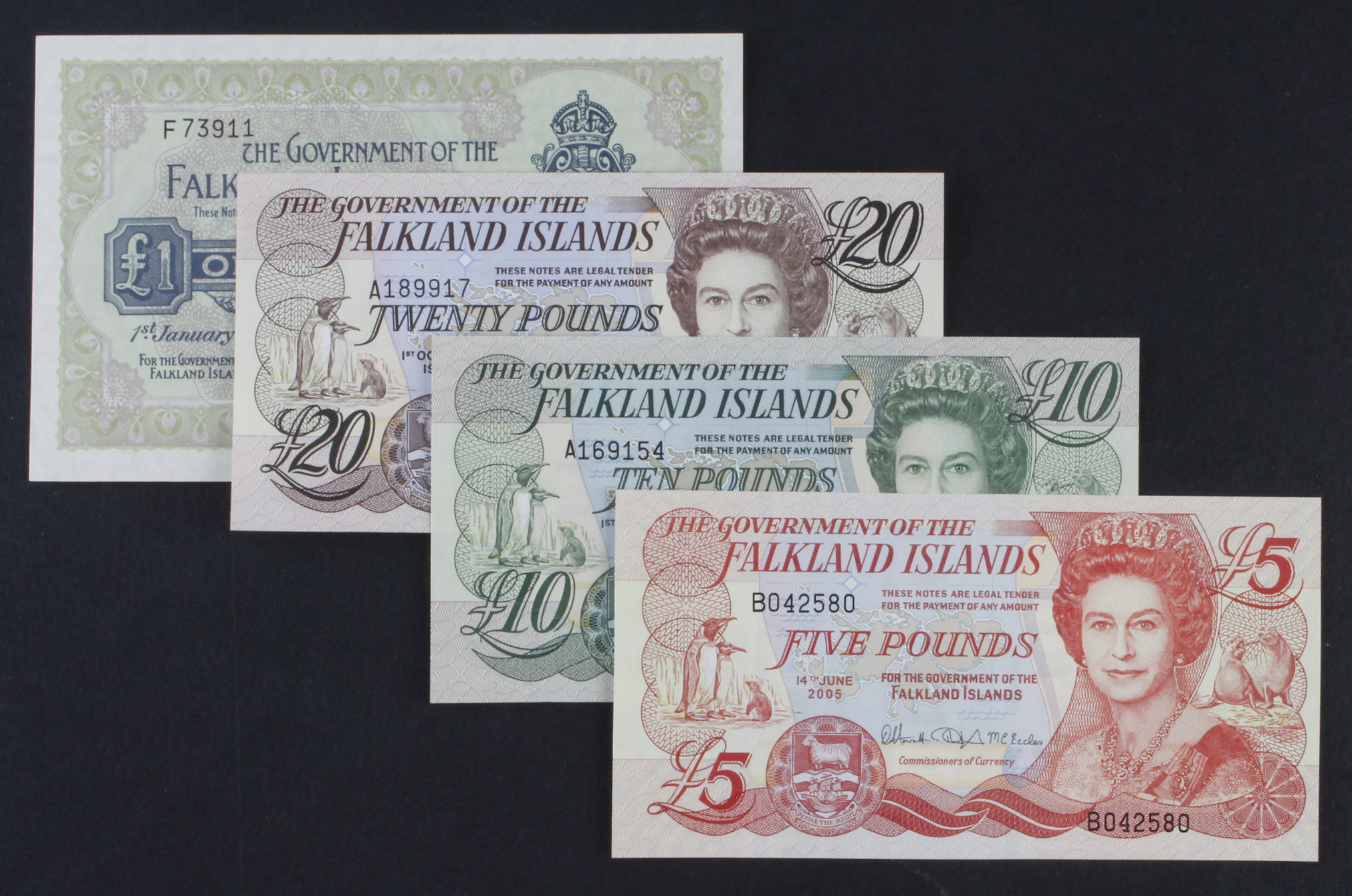 Falkland Islands (4), 1 Pound dated 1st January 1982, serial F73911 (TBB B213d, Pick8d), 20 Pounds