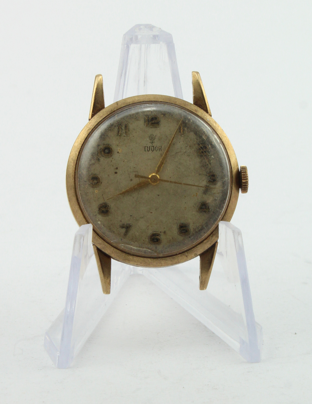 Gents 9ct cased Tudor manual wind wristwatch. Hallmarked London 1963. Case diameter approx. 34mm,