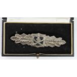 German Close combat award, silver grade, Peekhaus in fitted case.