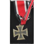 WW2 German 3rd reich Knights cross of the iron cross in case & card box of issue. Cross marked L10