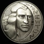 French / British Commemorative Medal, white metal d.77.5mm: Isaac Newton by Mérelle, Monnaie de