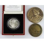British Commemorative Medals (3): Royal Mint silver proof (crown-size) VE+VJ Day 1945-1995 50th