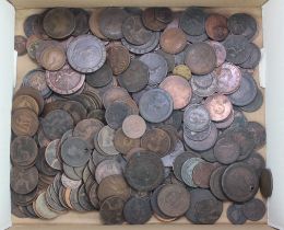 GB & World copper & bronze coins and tokens, 17th-20thC, a large assortment, mixed grade,