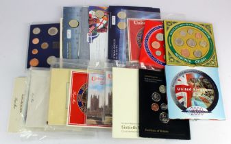 GB & Commonwealth presentation packs, BU sets and coin covers, a plastic tub full of material.