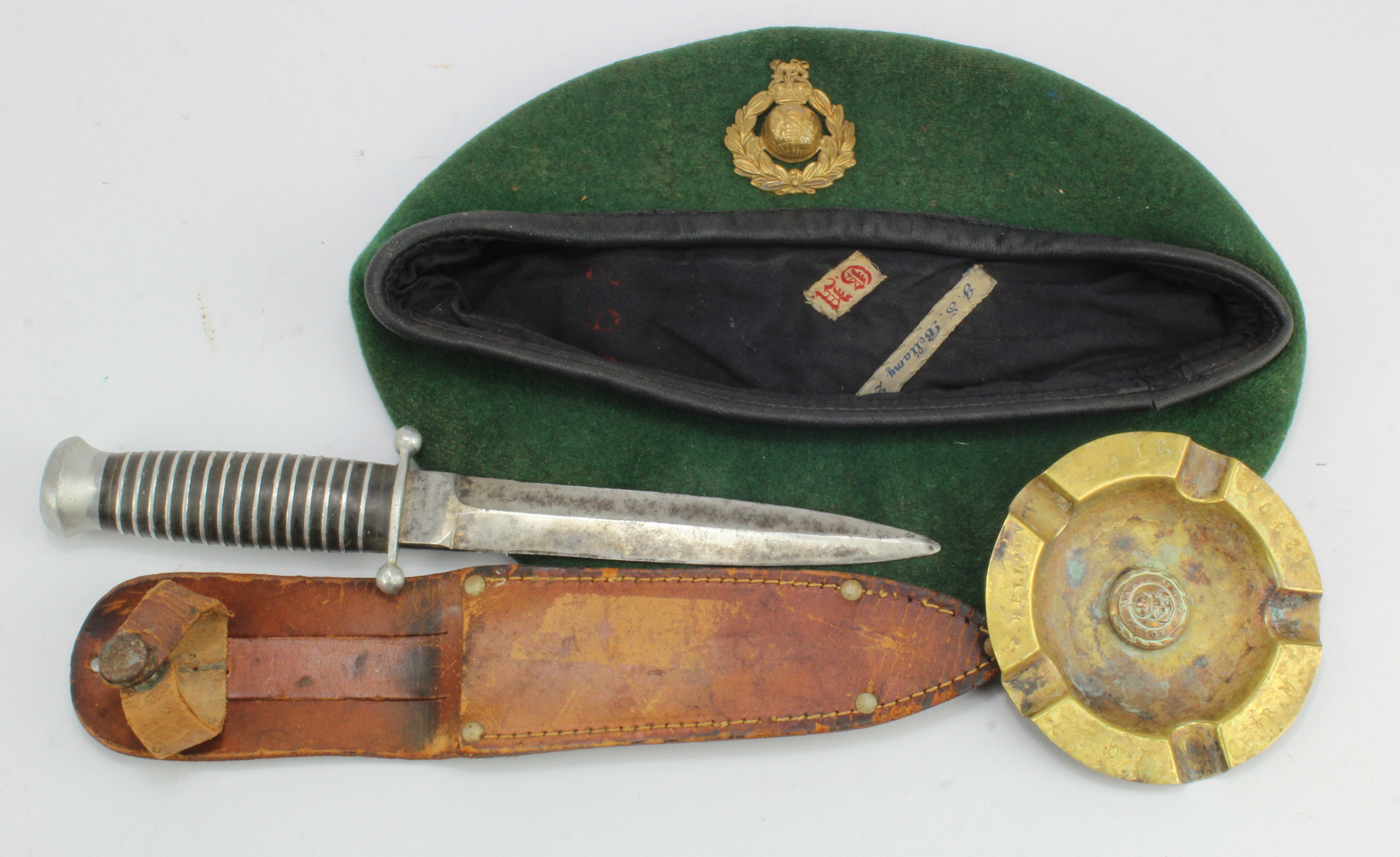 Royal Marines King's Badge - GvR In Wreath Marines or Commando insigni