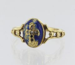 Yellow gold (tests 18ct) 19th Century Catholic rosary ring, rose cut diamond set cross (two missing)