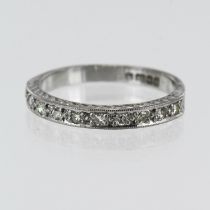 18ct white gold vintage diamond half eternity ring, ten single cuts TDW approx. 0.10ct, Mil grain