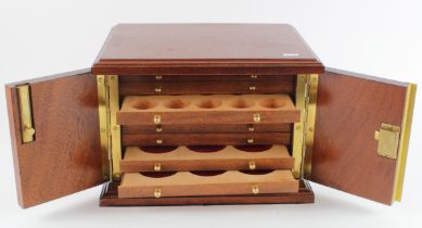 Coin Cabinet: High quality 8-tray mahogany cabinet by Peter Nichols, with key. 25x20x17.5cm. The