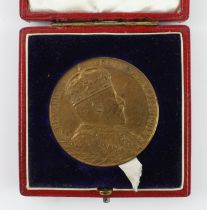 British Commemorative bronze Edward VII 1902 Coronation medal - boxed (box has some damage to