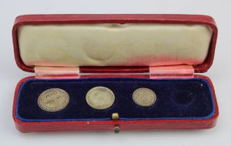Maundy Set (part, missing 1d). 1928 GEF in a long box