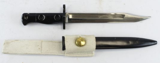 Bayonet British LIA3 in very good condition with parade frog.