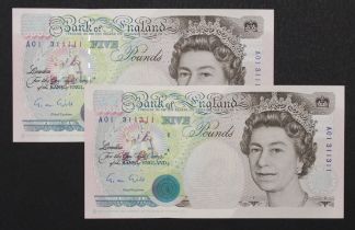 Gill 5 Pounds (B357) issued 1990 (2), a pair of FIRST RUN notes 'A01' prefix with interesting serial