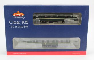 Bachmann boxed OO gauge 'Class 105 2 Car DMU BR Green with Speed Whiskers set' (31-326)