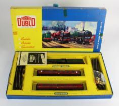 Hornby Dublo OO gauge Talisman Passenger train set (no. 2014), contained in original box (unchecked,