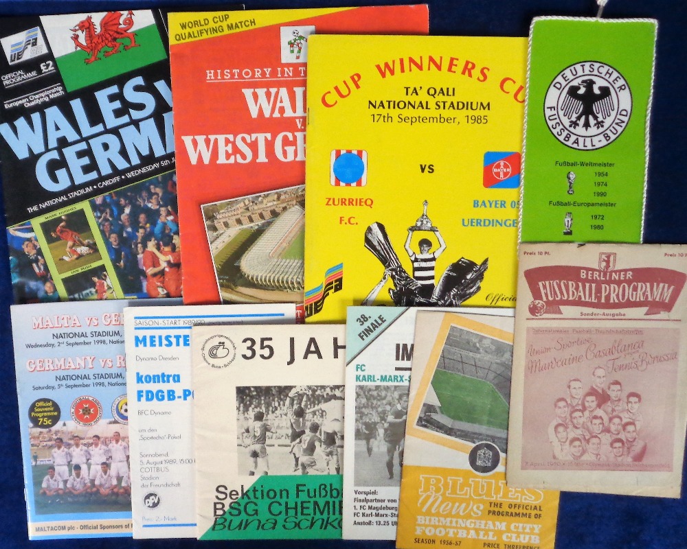 Football memorabilia, East & West German selection, 20+ items, 1950's onwards inc. programmes,