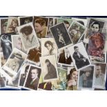 Postcards, a mix of approx. 100 cards of stars of film, theatre and variety, with a few Picturegoers