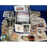 Postcards, a eclectic mix of over 450 subject cards with a few foreign and modern cards. Includes