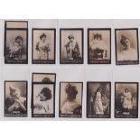 Cigarette cards, Ogden's, Guinea Gold, Actresses, Base M, 130 cards, all with initials starting 'V',