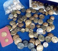 Militaria, Buttons, approx. 80 Victorian and King's Crown buttons to include King's Own Royal Border