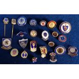 Football badges, Glasgow Rangers, a collection of 24 enamel badges & pins, 1970's onwards inc.