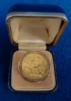 Gold Sovereign Ring, 1902 dated full Sovereign Edward VII coin mounted in a bark effect hallmarked