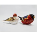 A Royal Crown Derby Imari paperweight - modelled as a goldfinch, width 10cm, boxed, together with