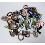 A quantity of costume jewellery.