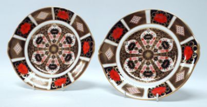 A pair of Royal Crown Derby Imari sandwich plates - 1128 pattern, each with lug handles, width