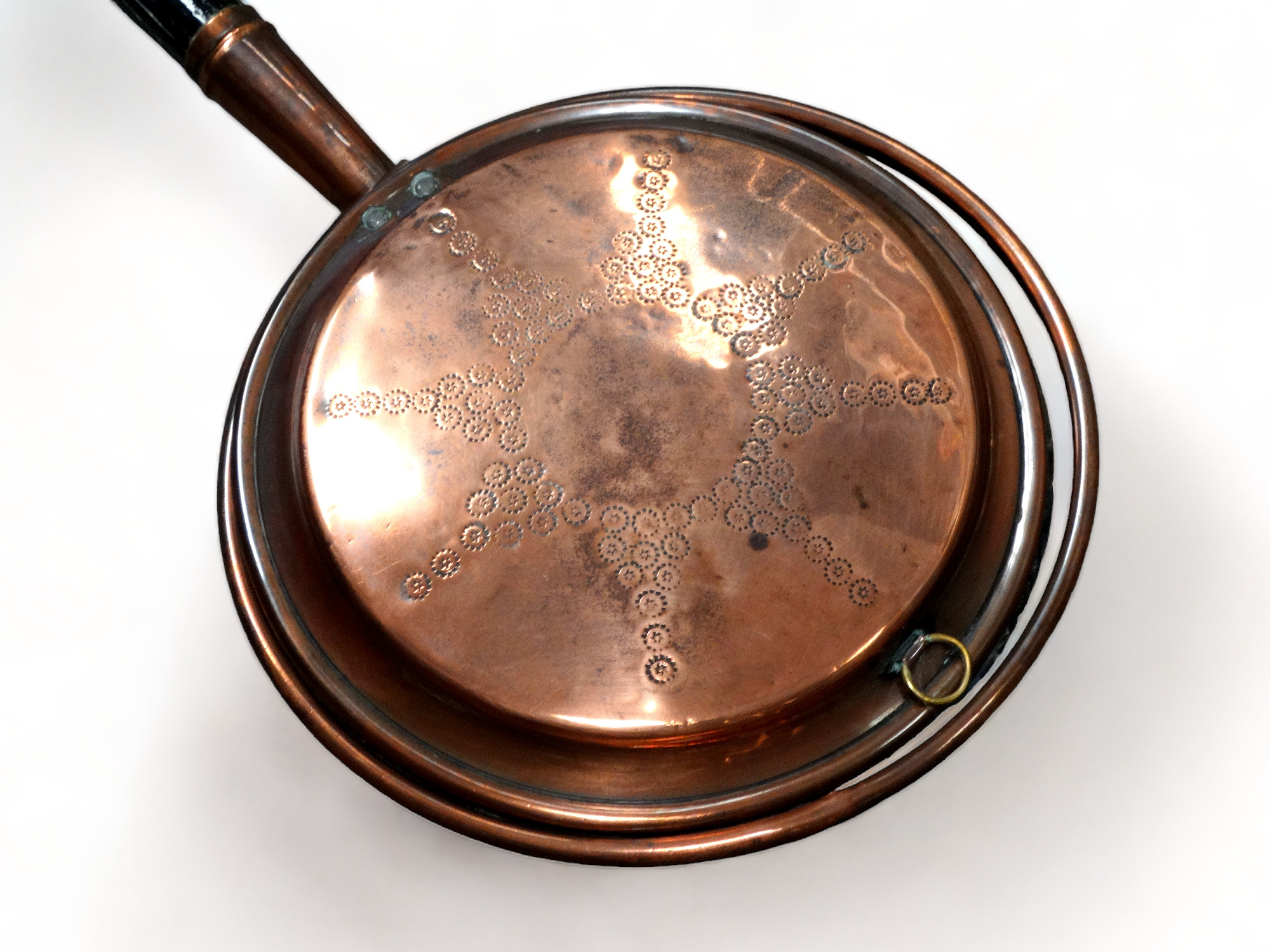 A Victorian copper warming pan - the cover with punched star decoration, length 115cm. - Image 3 of 3