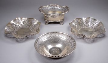 A silver sweetmeat basket - Sheffield 1914, W & C Sissons (Walter & Charles Sissons), of shaped oval