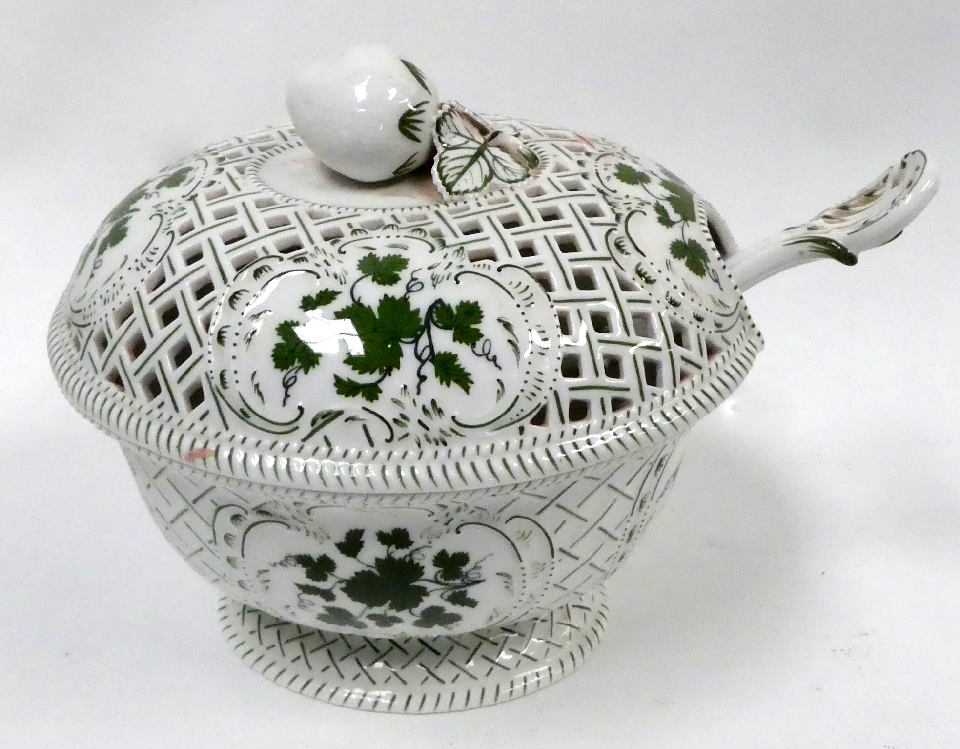 A Meissen part dinner service - decorated with vine leaves, including a globe shaped tureen, - Image 6 of 9