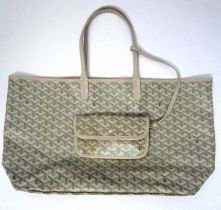 A Goyard Saint Louis PM tote bag - in trademark white cloth with reversable canvas fabric, with