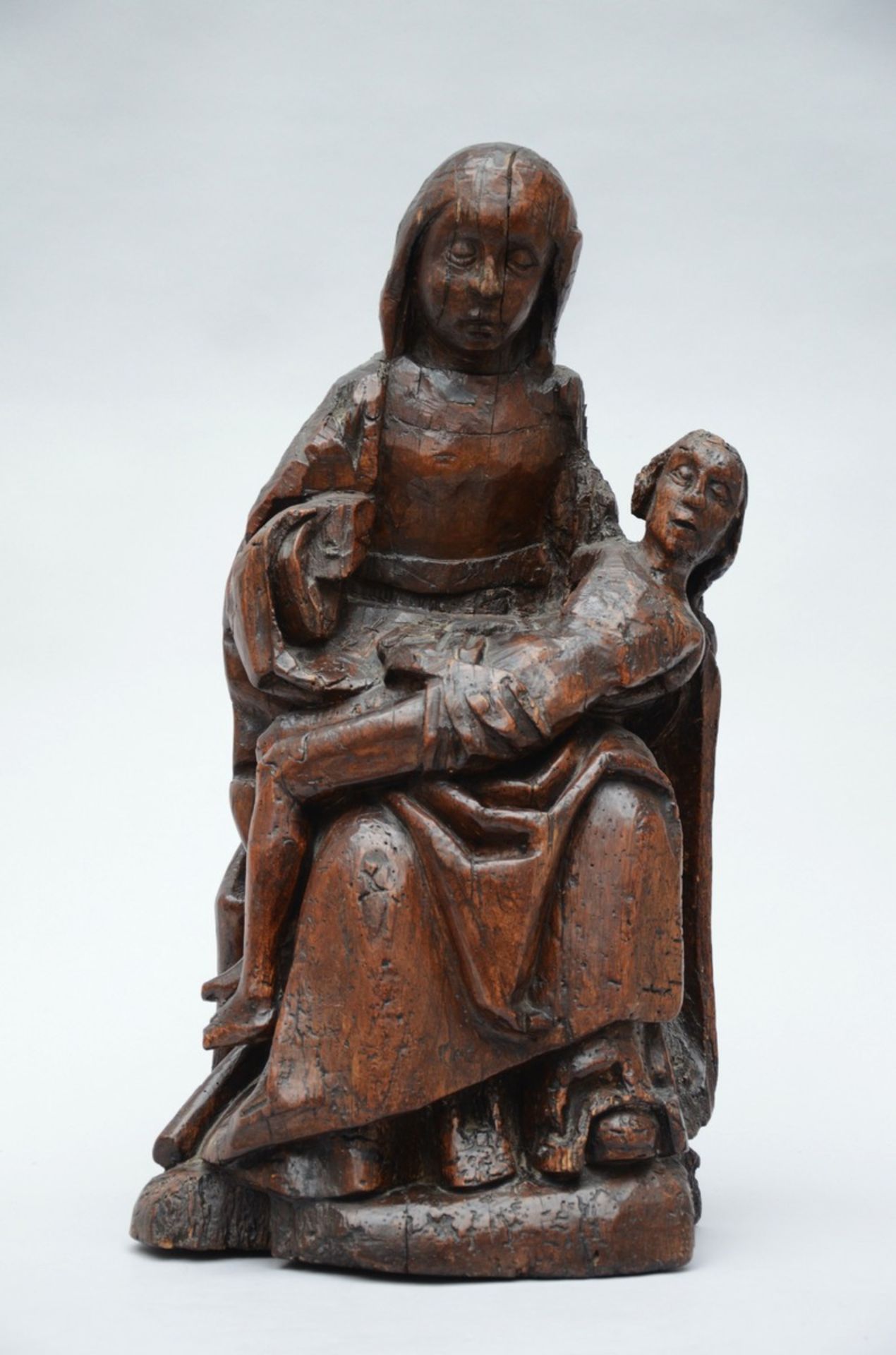 Sculpture in carved wood 'Piet‡' (h65) (*)