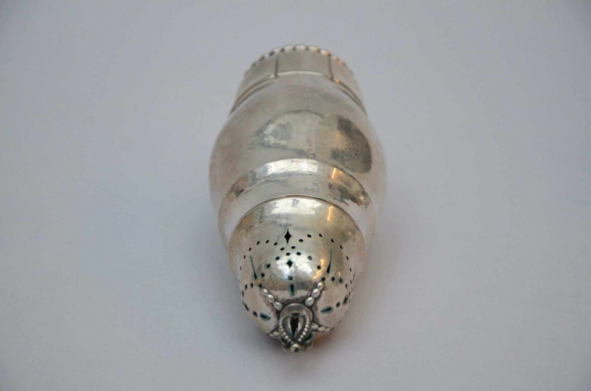 Sugar shaker in Danish silver (h17.5cm) - Image 2 of 4