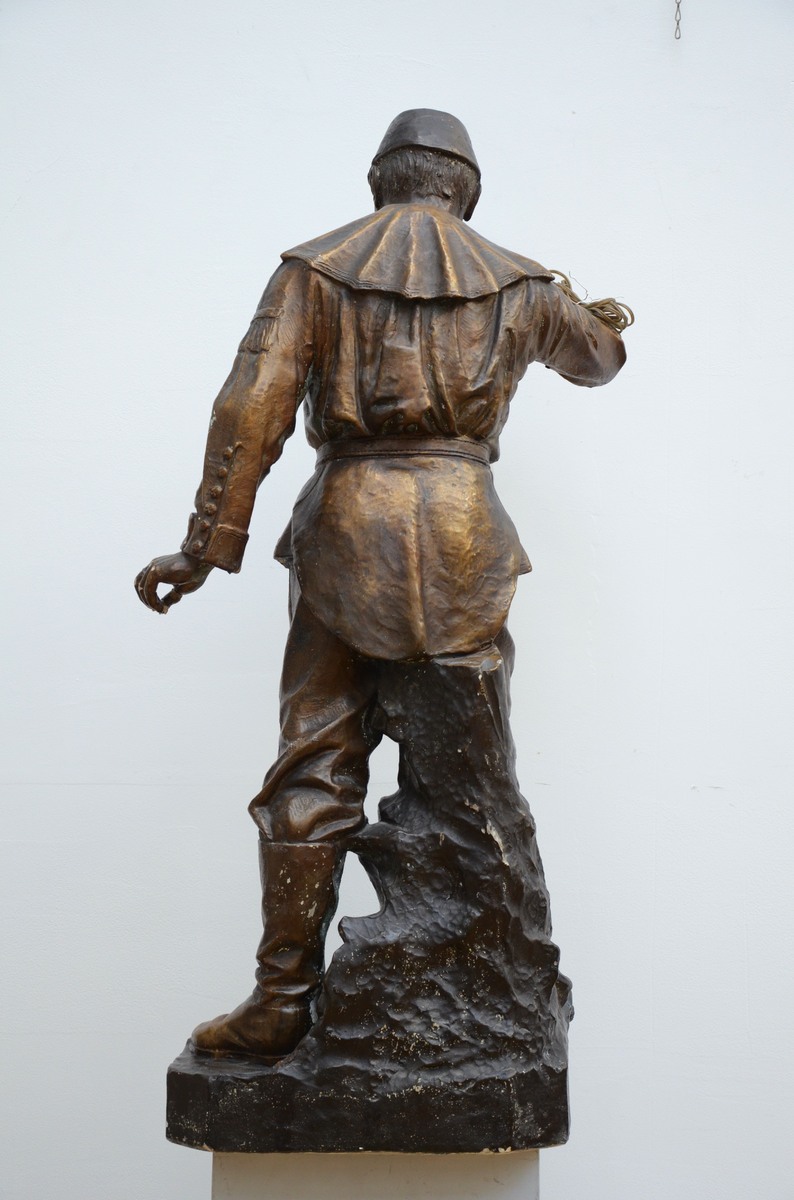 A large plaster statue 'the miner' (h100cm) (*) - Image 3 of 5