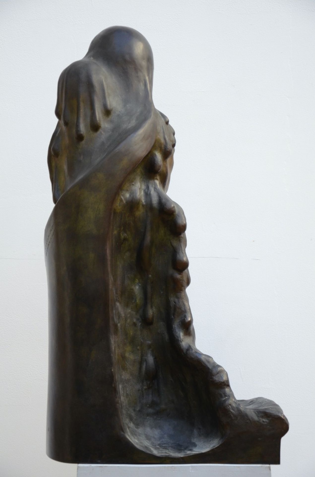 Jan Anteunis (1933): a bronze sculpture 'symbolistic scene' (71x37x24cm) - Image 4 of 6