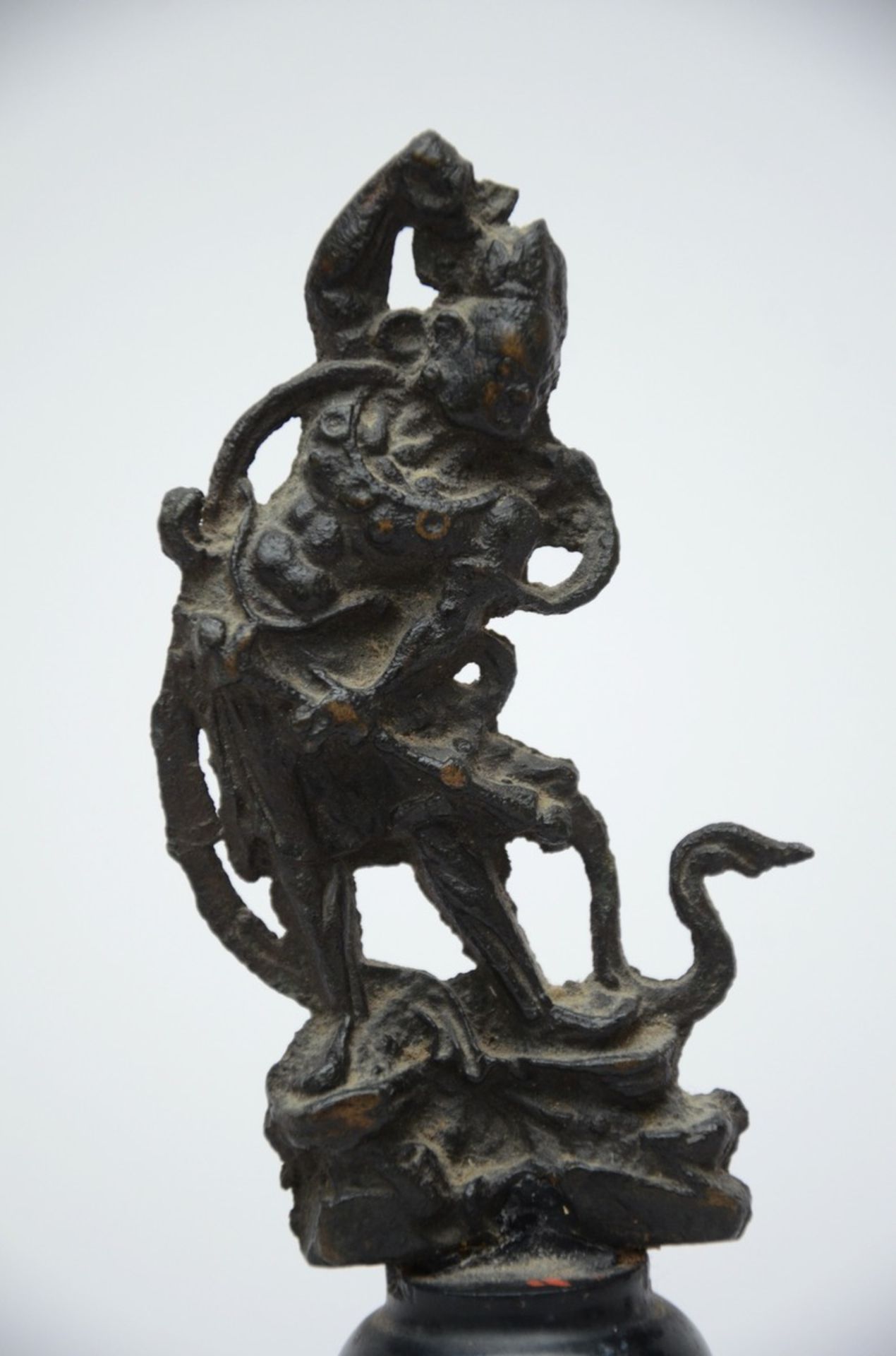 Bronze sculpture 'temple guardian', Japan or China (bronze h10cm) - Image 2 of 4