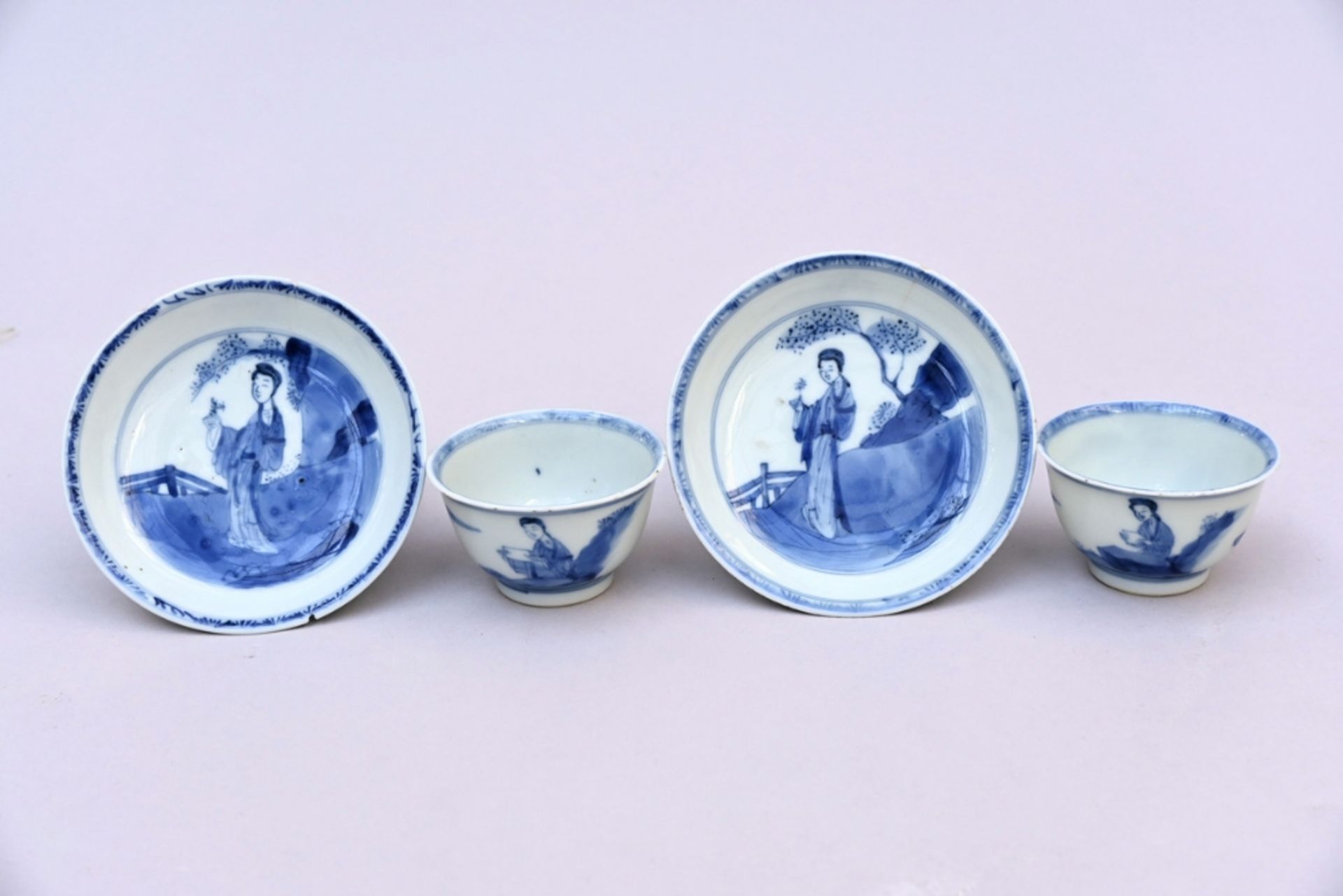 A pair of cups and saucers in Chinese blue and white porcelain, Kangxi period (h4.5 dia7cm) (dia