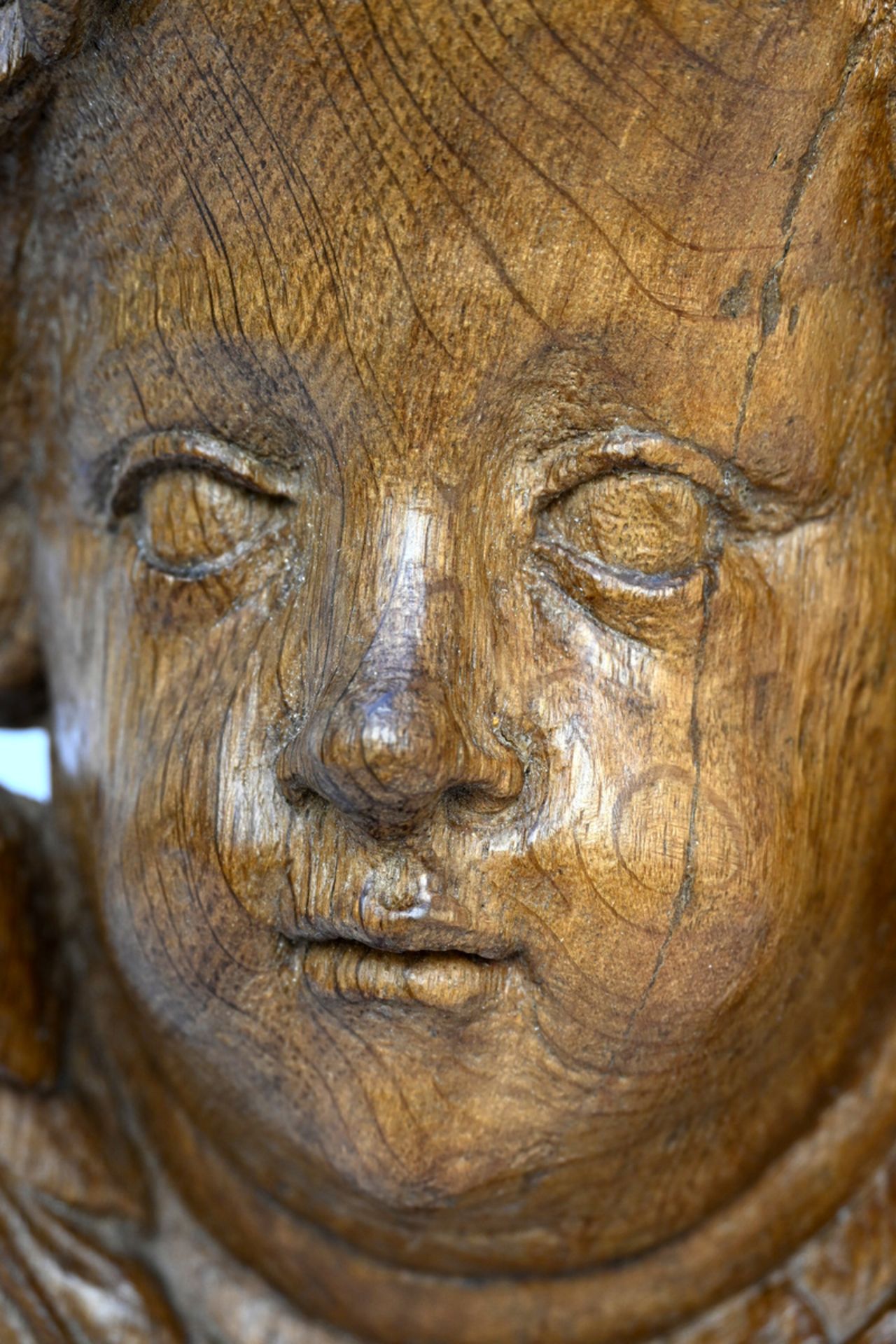 Baroque angel in oak, 17th century (33x25cm) - Image 3 of 3