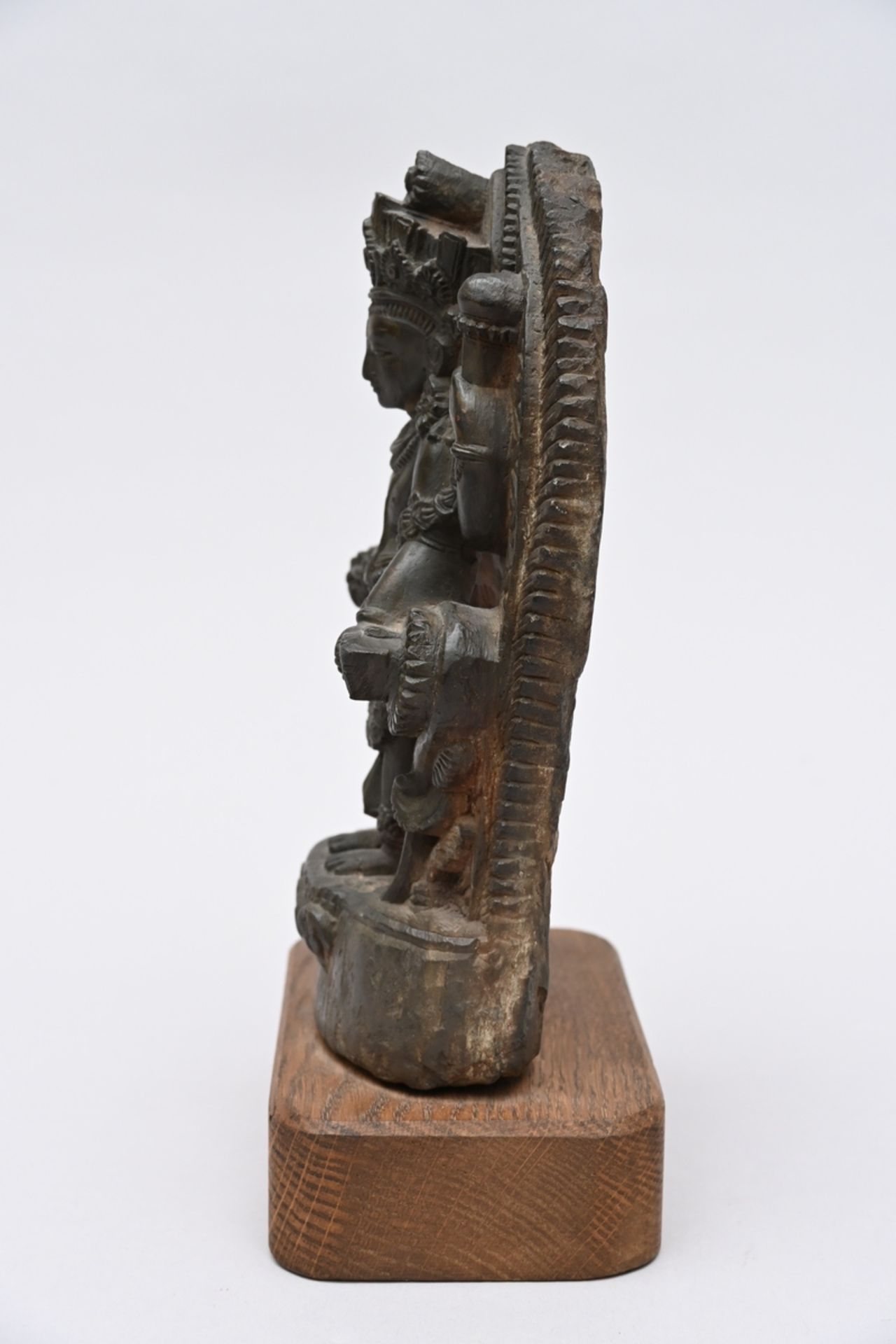 Nepalese sculpture in schist 'Vishnu', 18th - 19th century (22x12cm) - Bild 6 aus 6