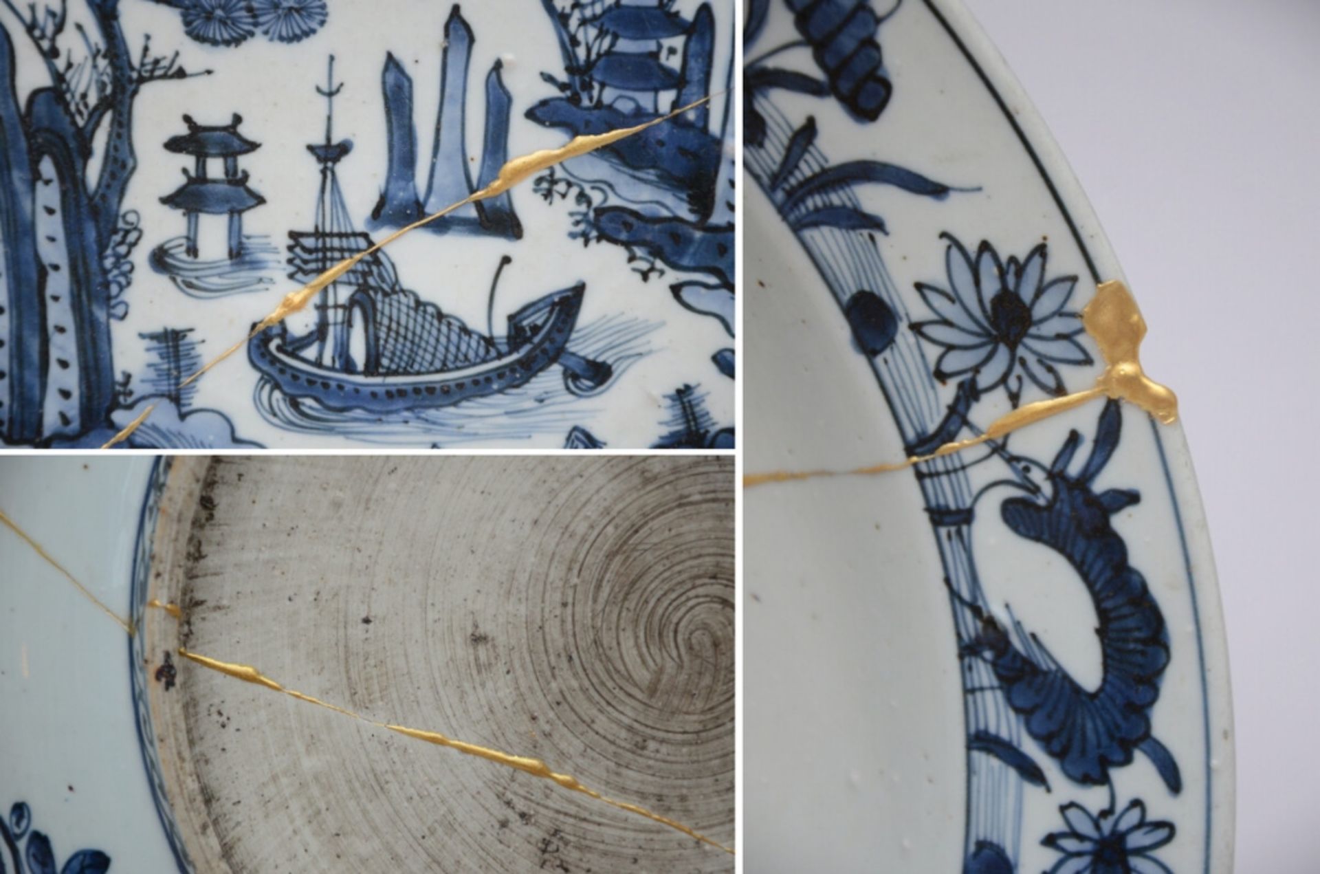 Two dishes in Chinese blue and white porcelain 'deer' and 'pagoda', late Ming dynasty (dia31cm) ( - Image 3 of 6