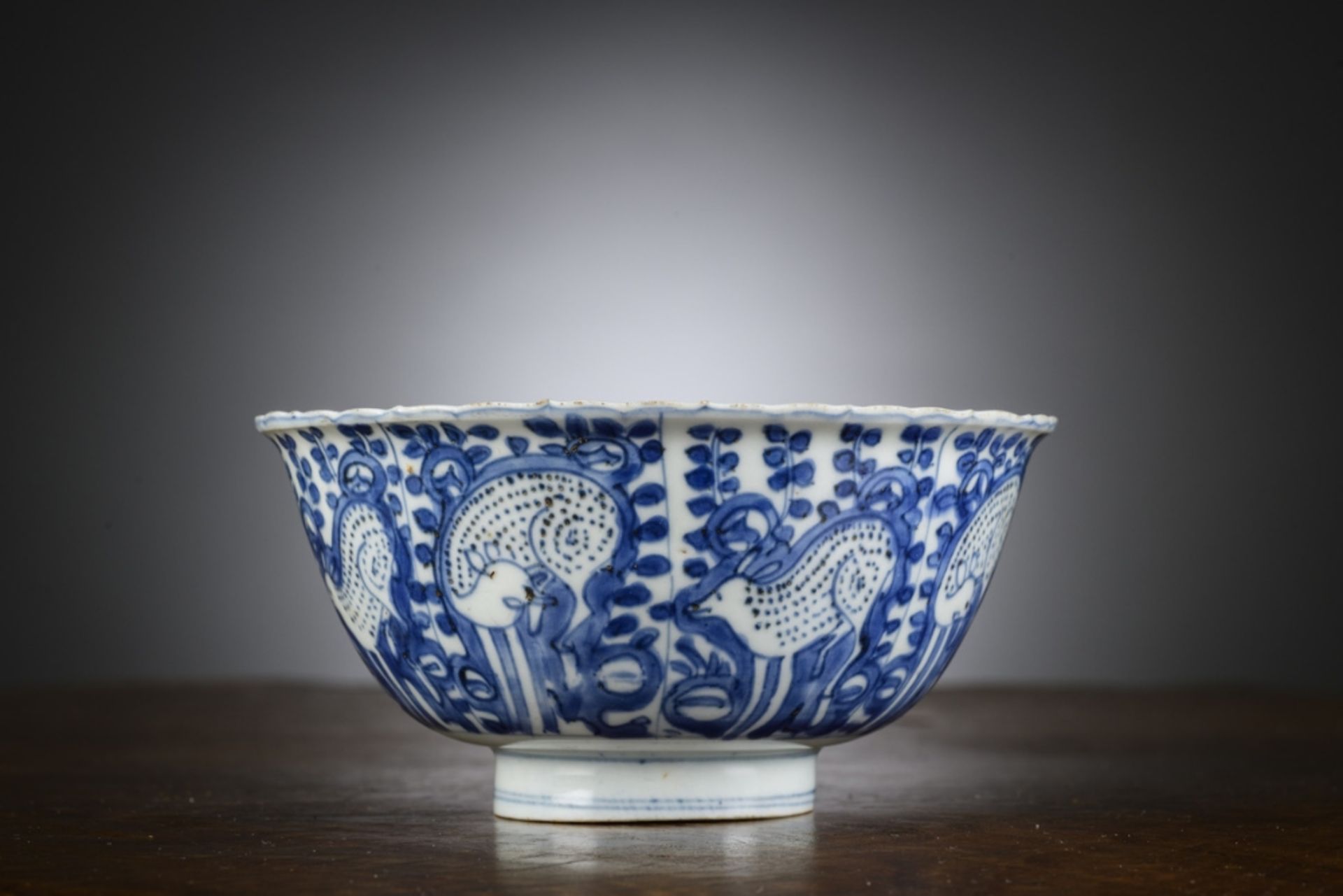 Bowl in Chinese Kraak porcelain 'deer', late Ming dynasty (h7.50xdia15cm)