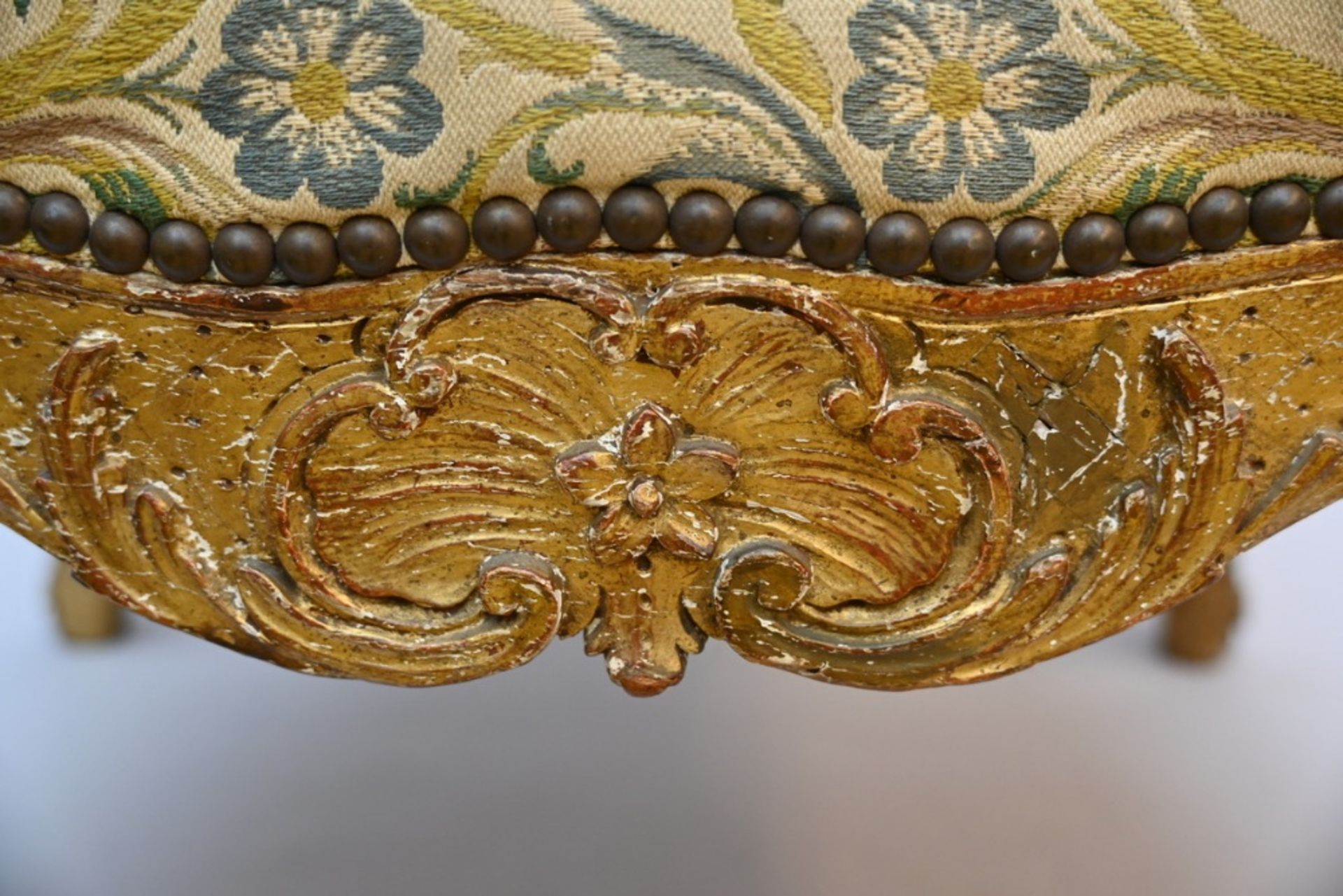 Louis XV seat in gilded wood, 18th century (105x74x64cm) - Image 4 of 4