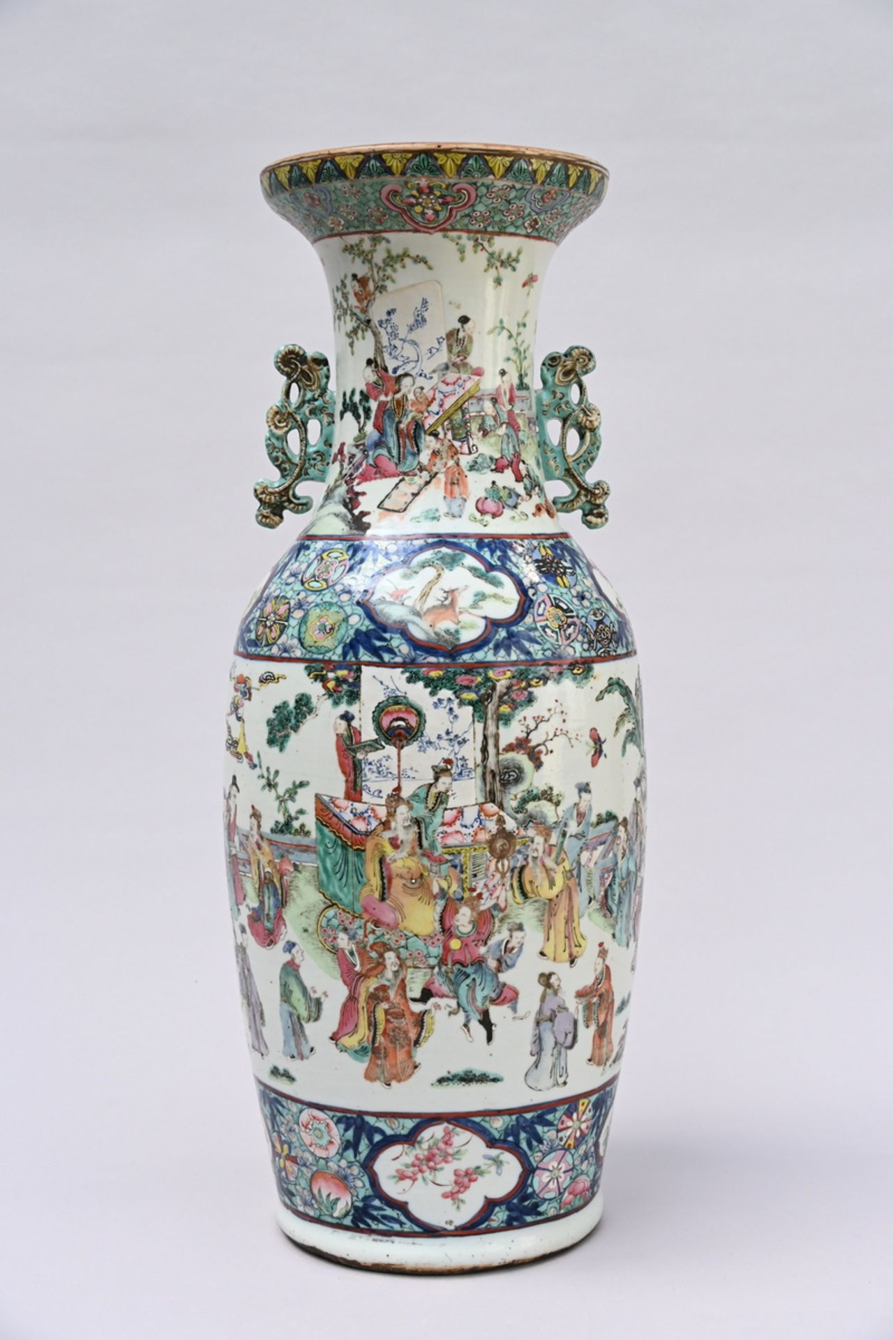 Chinese famille rose vase 'audience' (h62cm) (*) - Image 3 of 5