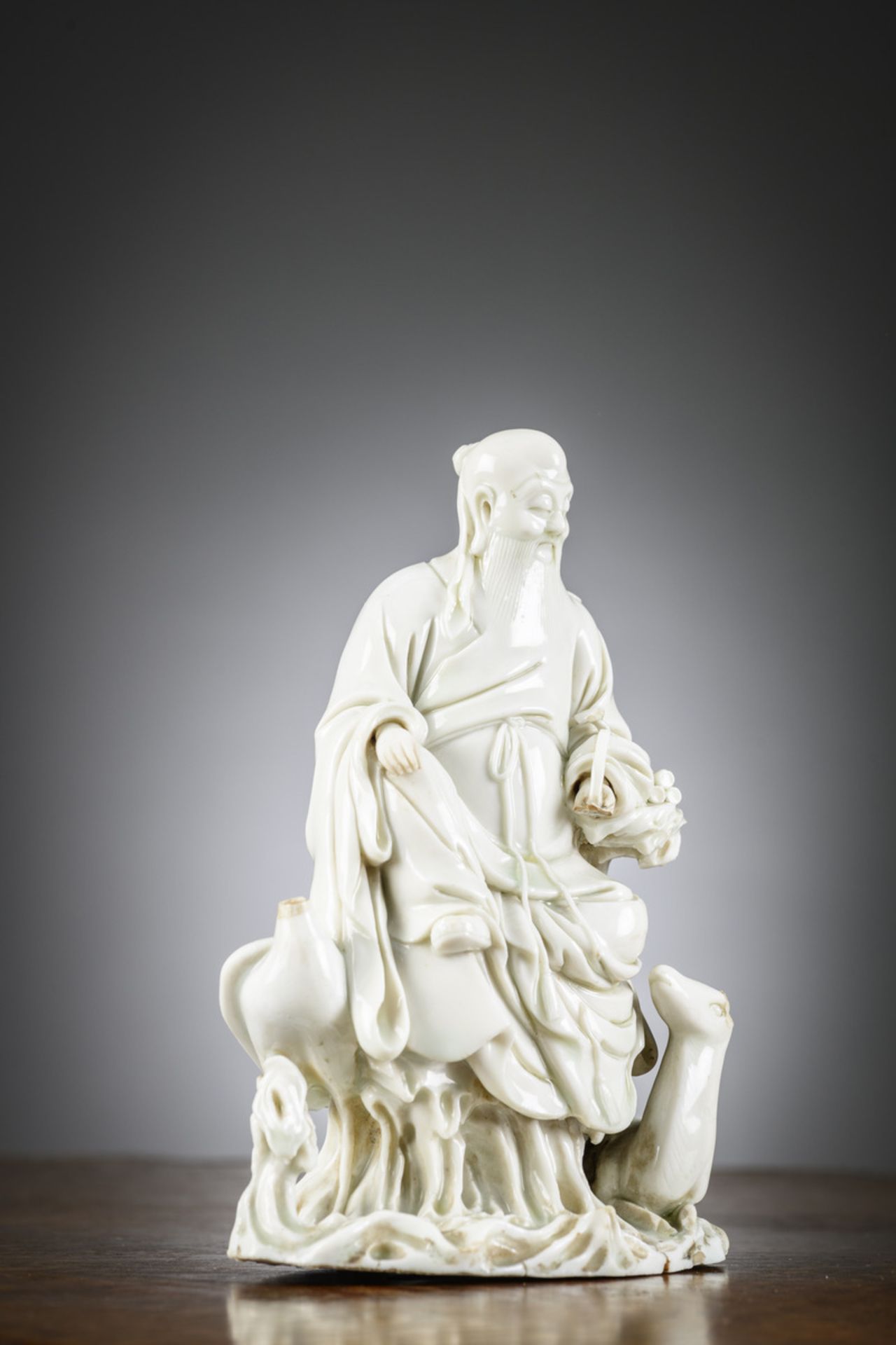 A blanc de chine sculpture 'Laotse', 18th century (h 20 cm) (*) - Bild 2 aus 6
