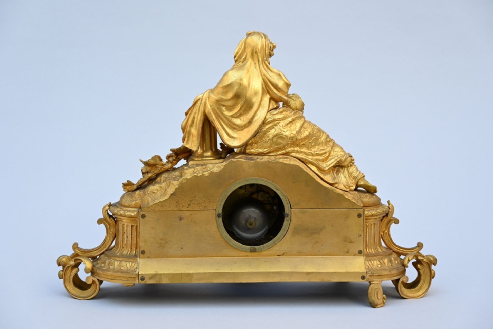 Chimney clock in gilt bronze and zamack by Lutzerath Bruges (37x52x20cm) (*) - Image 2 of 5