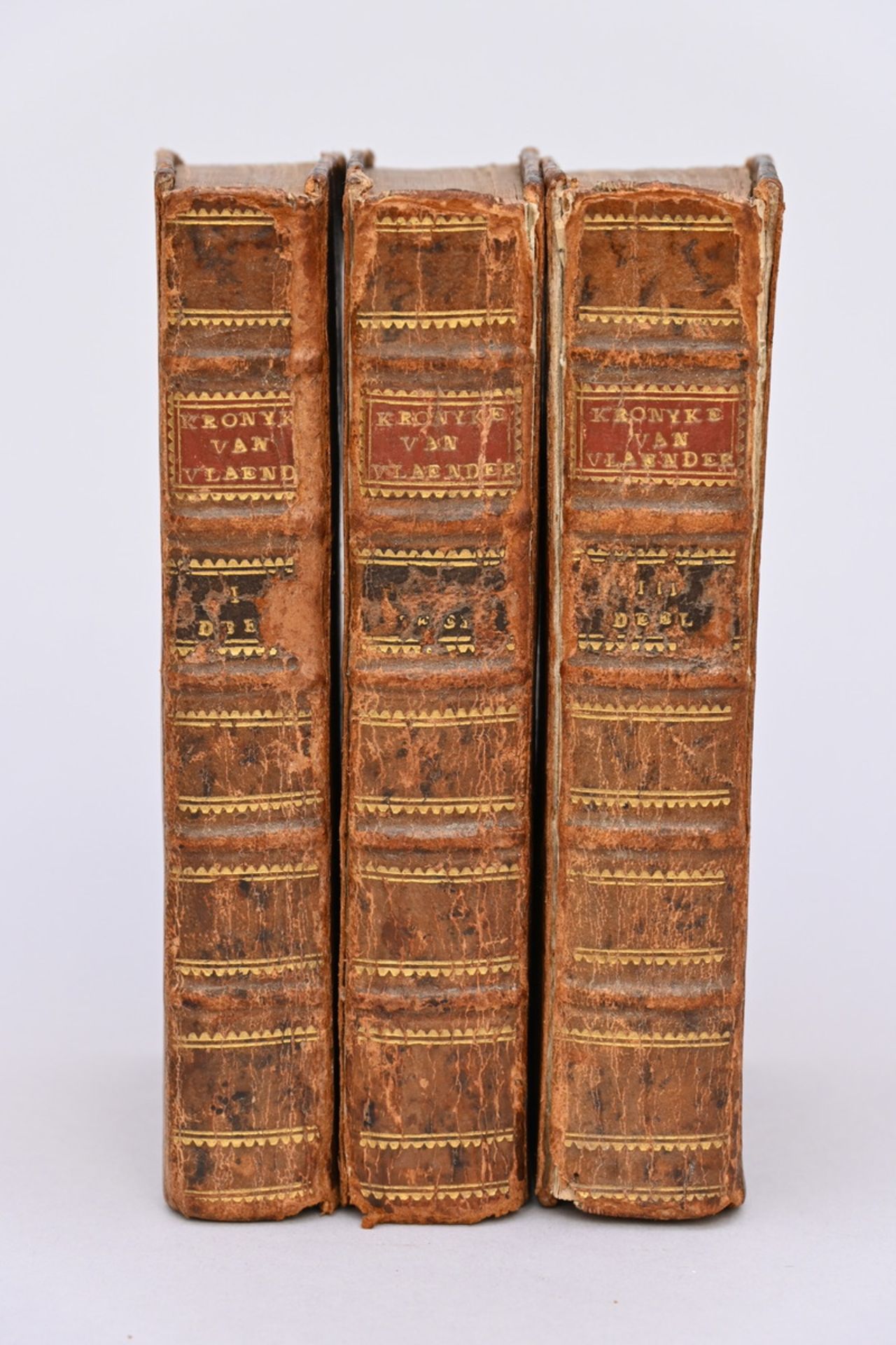 Three books: Kronyke Van Vlaenderen 1785 (18x11x4cm)