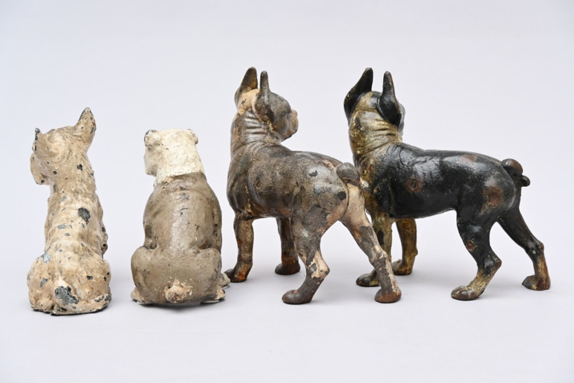 4 dogs in cast iron (h18.5 - 25cm) - Image 2 of 3