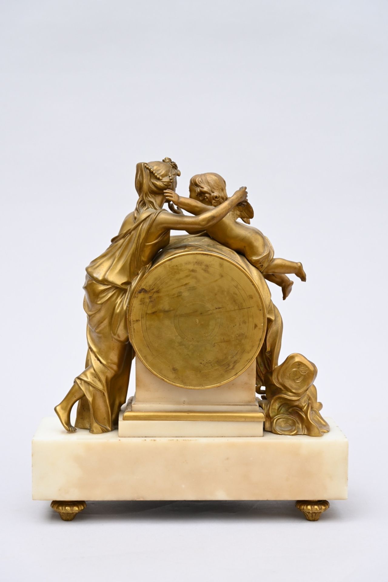 Louis XVI style clock in marble and gilt bronze 'lady with putti' (34x28.5x13cm) - Bild 3 aus 5